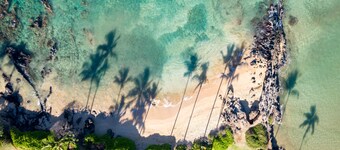 Villas By The Cove, Villa 3 · Step to White-Sand Beach