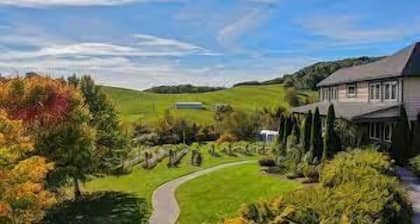 Luxury Mountain Escape | 2BR Amazing Views 1D