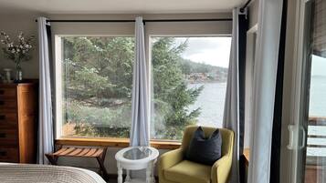 2 dormitoris, planxa i posts de planxar, wifi i roba de llit