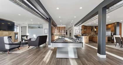 The Executive! Stunning Downtown Loft! Great Views