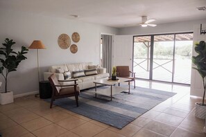 Téléviseur connecté, foyer