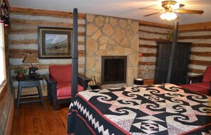 4 chambres, fer et planche à repasser, Wi-Fi gratuit, draps fournis