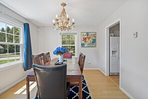 Dining - Comfortable & Spacious 5BD/3BA - Walk to State College HS and 5 min Uber to PSU (State College)