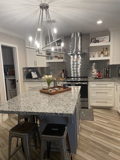 Beautiful Luxury Waterfront Home in Walden on Lake Conroe!