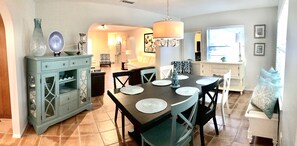 Dining - Palma Sola Home with Private Heated Pool, 3 Bedrooms ~~ 7 minutes to the Beach!  (Bradenton)