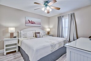 1 chambre, fer et planche à repasser, Wi-Fi gratuit, draps fournis