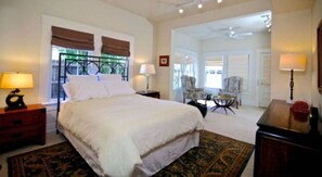 2 makuuhuonetta, silitysrauta/-lauta, Wi-Fi, vuodevaatteet