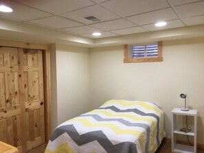 4 habitaciones, tabla de planchar con plancha y wifi gratis