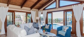 Casa De Norte: Your Hillside Oasis with Saltwater Pool & Spa