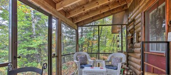 Intimate Cabin Off The Beaten Path