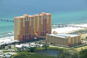 Exterior - SuperClean Beachfront (2026 Upgrades $40K) Modern 2 Kings, 4 Chairs, VIP Park++ (Panama City Beach)