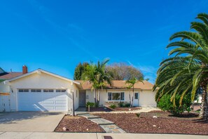 Exterior - Family-Friendly Home Near Beaches, La Jolla & UCSD (San Diego)
