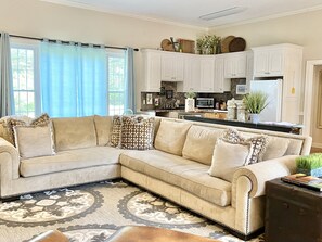 TV, fireplace, DVD player, books