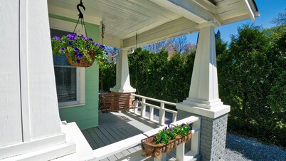 Bramley House: 3 Blk. Walk to DWTN Hendersonville-Lovingly Restored
