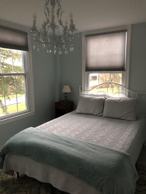 4 dormitorios, tabla de planchar con plancha, wifi gratis y ropa de cama