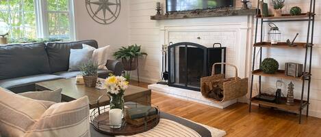 Smart TV y chimenea
