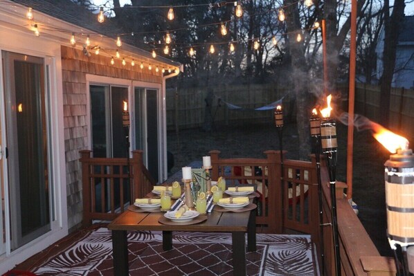 Outdoor dining