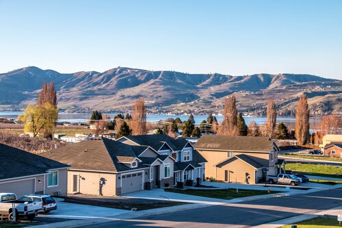Uusi-Kaunis uudempi rakennus kotiin Amazing Lake Views