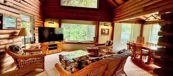 PERMITTED Charmigt LOGGHUS i REAL Upcountry Maui. Magiskt och fridsamt!
