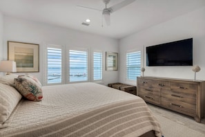 5 bedrooms, travel cot, WiFi, bed sheets