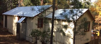 タワーレイク周辺で最も景観の良い場所と考えられているFallen Leaf Lake