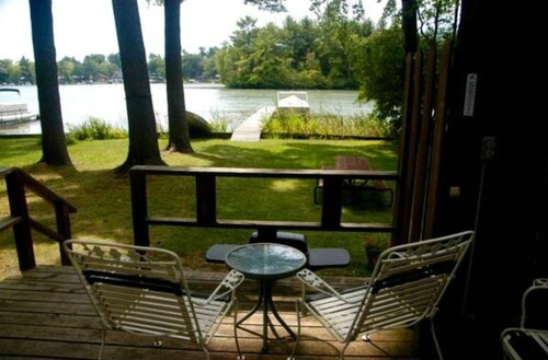 A Little Slice of Heaven on The Waupaca Chain O'Lakes