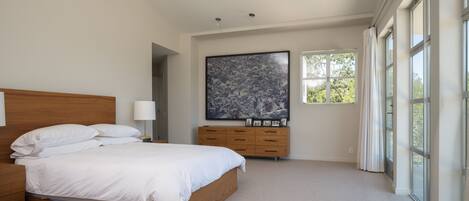 3 soverom, strykejern/-brett, wi-fi (inkludert) og sengetøy