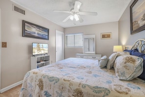 2 chambres, fer et planche à repasser, Wi-Fi gratuit, draps fournis