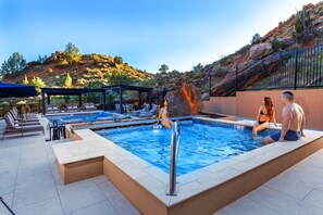 Beheizter Pool