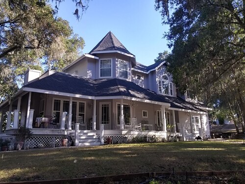 Kaunis Central Coast koti, hiljainen ja rauhallinen omaisuus viinin maassa