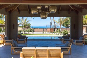 Property grounds - Villas By The Cove, Villa 9 · Walk to Cove Beach Park from a Refined Villa (Kihei)