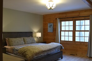 4 chambres, fer et planche à repasser, Wi-Fi, draps fournis