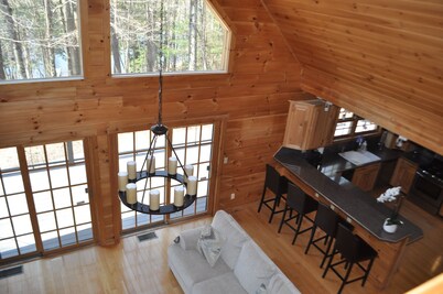 Spacious Lakeside Berkshire Home Close to Tanglewood and Jacob's Pillow