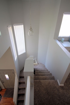 Interior - Available Now! Just On The Market! Newly Renovated! (Tucson)