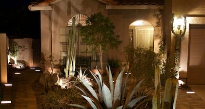 Perfect Location/Excellent Amenities/Wifi, Netflx, Amazon video and many more!