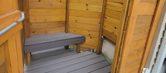 Downtown sfh, private yard, walk to everything! Beach gear & Bikes included!