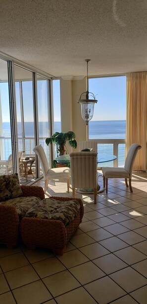 Smart-TV, DVD-Player