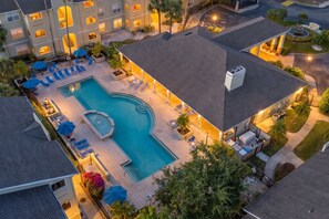 Outdoor pool, a heated pool