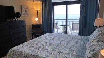 3 bedrooms, WiFi, bed sheets, wheelchair access