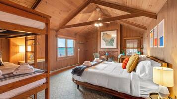 2 chambres, fer et planche à repasser, Wi-Fi gratuit, draps fournis