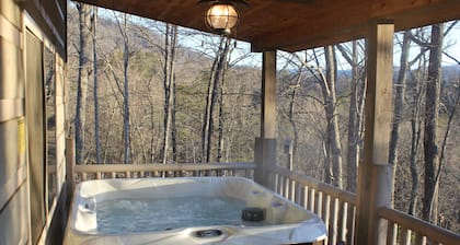 2-bedroom cabin just 13 minutes from Great Smoky Mountains National Park