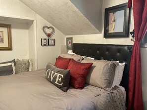 2 bedrooms, iron/ironing board, free WiFi, bed sheets - The Ivy Cottage in Little Cottonwood, Sandy Utah (Sandy)