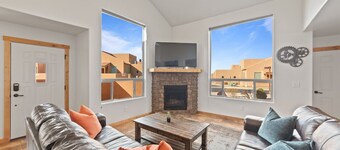 Steel Bender Villa (Rim Vista 8A8)