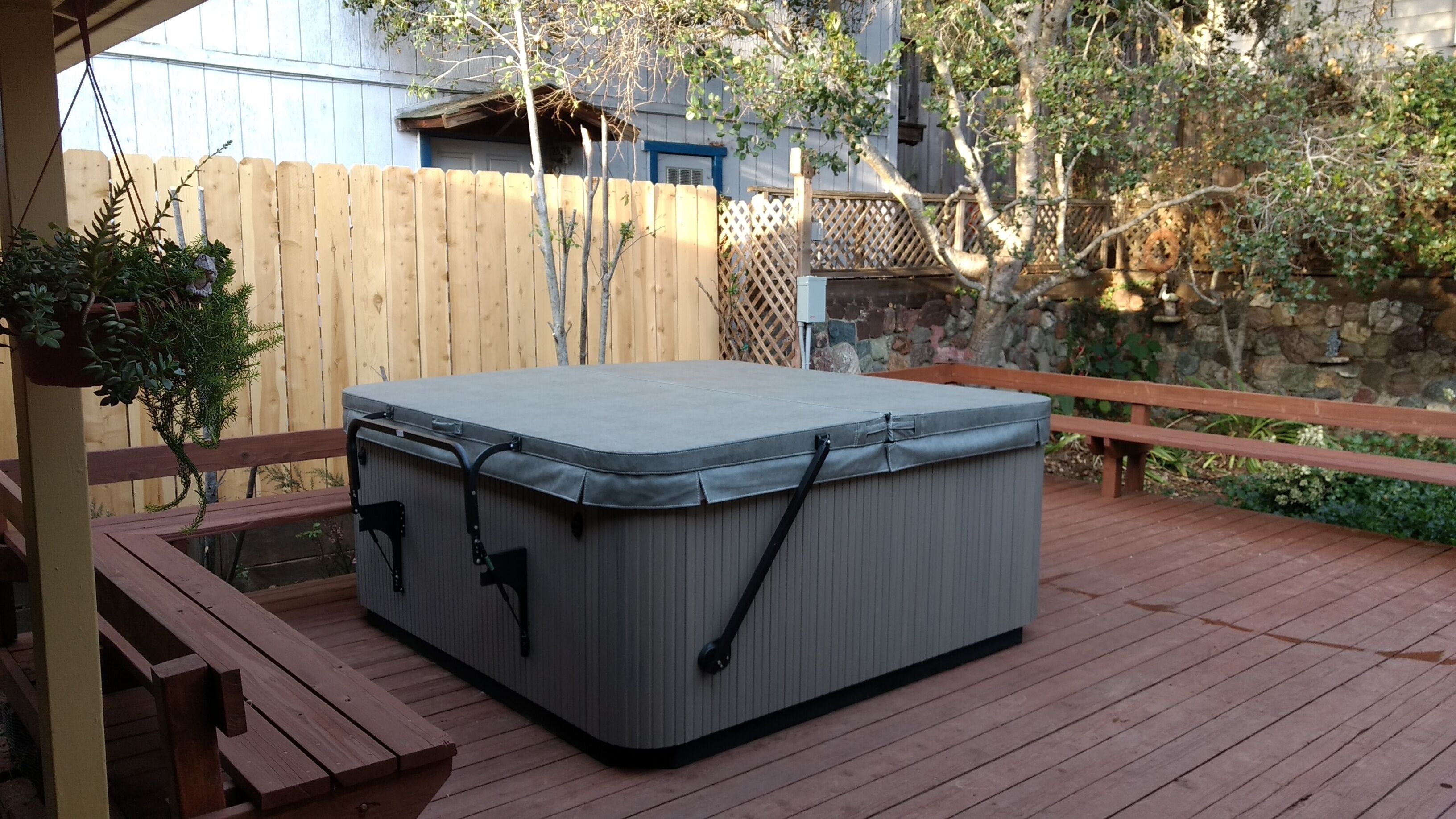 Bain à remous extérieur