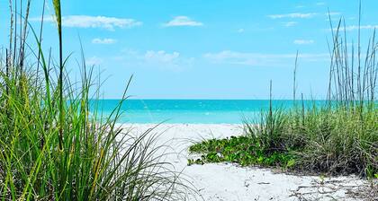 Vuoden lopun alennus! Päivitetty koti, lämmitetty uima-allas lähellä S. Venetsian ranta.