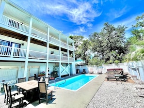 Outdoor pool, a heated pool