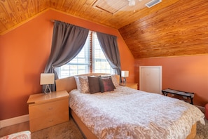 1 bedroom, iron/ironing board, free WiFi, bed sheets - 1880 Victorian In Heart of Downtown (St. Augustine)