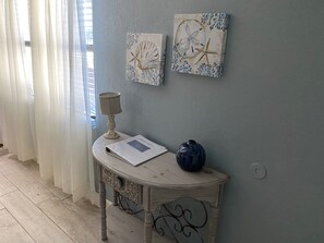 Interior - Beautiful Spacious, 1500 SF, No Drive Beach, Heated Oceanfront Pool, Pets OK! (Daytona Beach Shores)