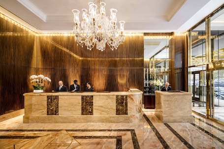 Lobby. Premier Upper Westside 2 Bedroom Unit Central Park Hotel