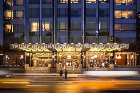 Exterior. Premier Upper Westside 2 Bedroom Unit Central Park Hotel